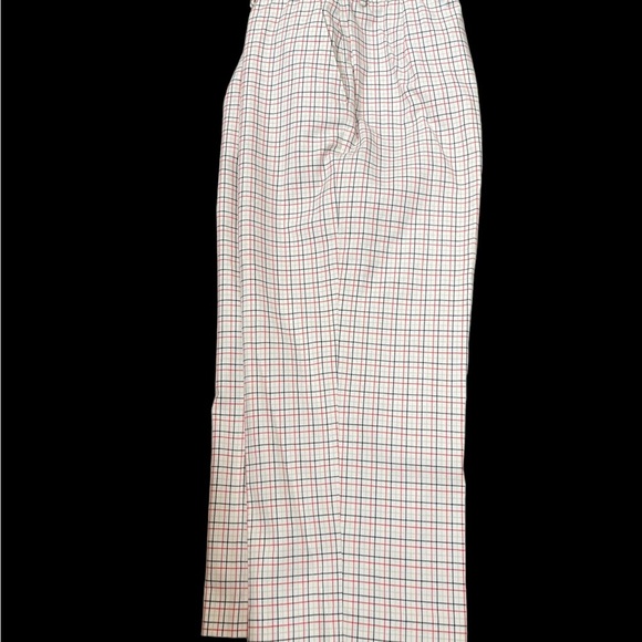 Burberry Pants 
Golf Capri Color: ivory/Red/grey| Size: 8 - Picture 13 of 13